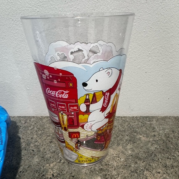 NEW 🆕 MCDONALD’S COLLECTOR EDITION COKE CUP - Picture 1 of 5
